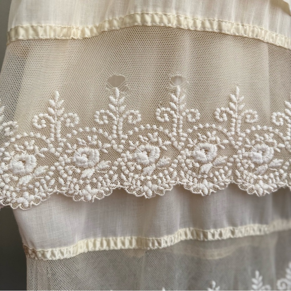 Gunne Sax Vintage 70s Cream Lace Tent Maxi Dress - Picture 11 of 12